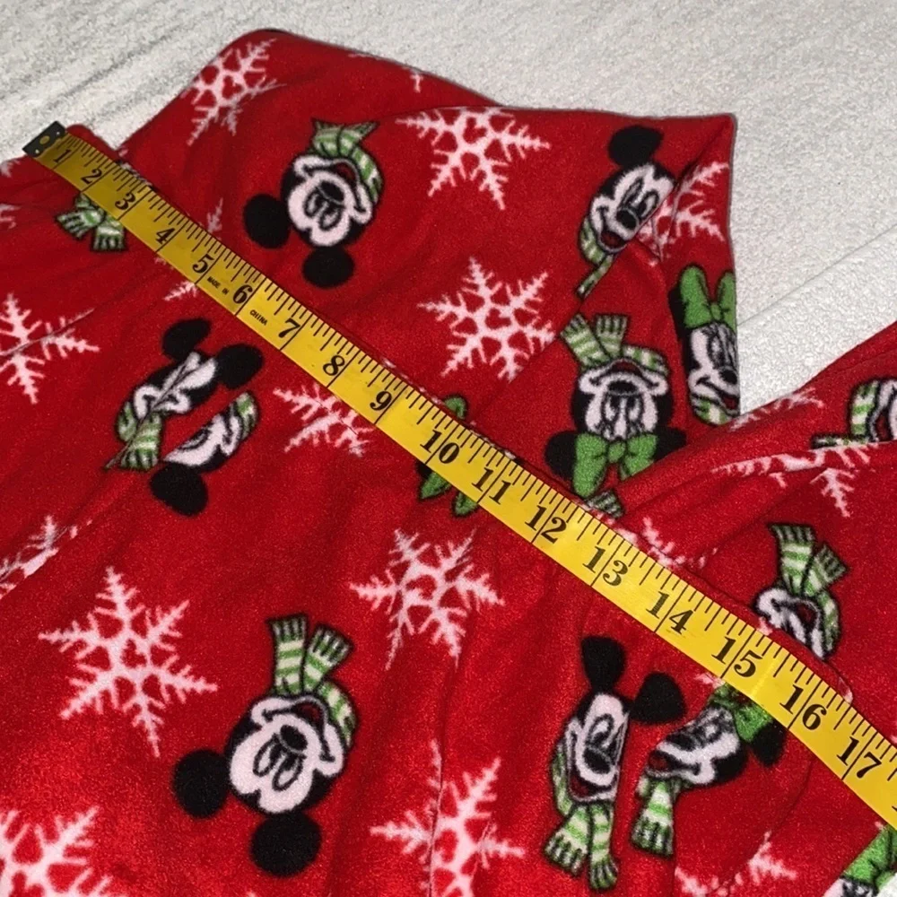 Disney pajamas Mickey/Minnie top/pants long sleeve rounded neckline Sz Med NWT